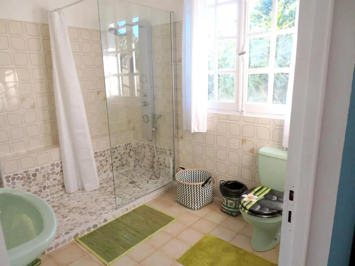 Studio Accueillant A Baie Mahault 20 M² Avec Piscine Privee 0*, Baie-Mahault Guadeloupe
